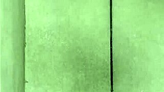 Masturbándome En El Baño Del Gym