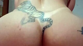 mature slut takes big cock in her ass! real amateur fucking!