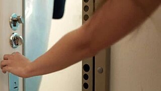 hey anouk, 30, psychologist, but damn good with cock, right?