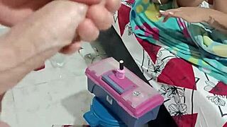 Me Masturbo While My Colombian Wife Gets Her Nails Done