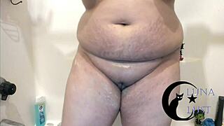 Fat BBW Girlfriend Shaves Her Pussy Smooth