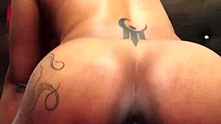 Puta Morena Orgasmo Cremoso Eyaculacion Femenina Real with Mature and Shaved