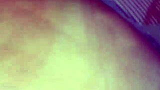 Grabo a mi madrasta usando un dildo enorme