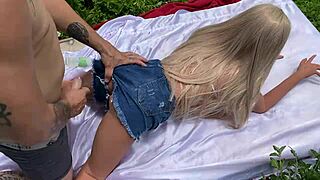 Soco Soco A Mao No Cu Da Loirinha