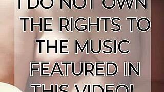 this sexy wife fingers her wet pussy on webcam. homemade fun! 😏