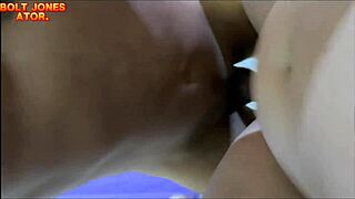 Sabrina Bolt, novinha da Rocinha, drives older men wild. Prostitute at 18 takes hard pounding in Copacabana.