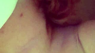 this sexy wife fingers her wet pussy on webcam. homemade fun! 😏