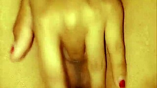 Hey, my slutty stepsister masturbates so good, her sexy Latina pussy drives me crazy