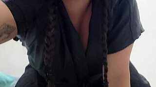 Latina amateur with big ass reaches orgasm in fetish reality scene