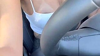 Teen Masturbates To Orgasm In Traffic