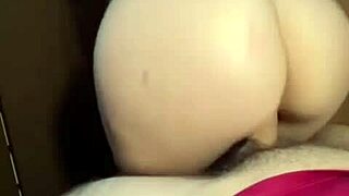 My roommate begged for my dick at midnight