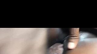 Amateur stepsister gives quick blowjob 😏