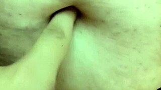 I finger her curvy milf belly close up