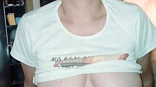 Naree’s Hot Video of Wild Riding with Squirting Orgasms!