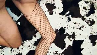 Stunning milf wife slipped into stockings, lured husband into deep anal play. It was unforgettable!