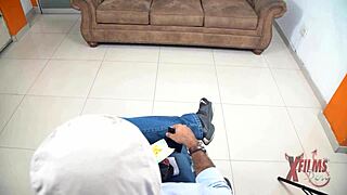 Venezolana Culona Nails Porno Casting and Takes Huge Cock