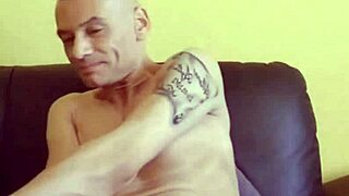 Solo Play Session with Toys in Web Chat