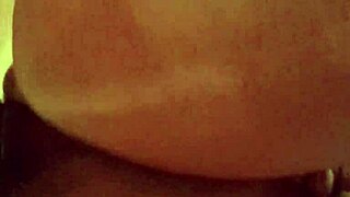 abogado infiel estrena el coño de la nueva secretaria gordibuena