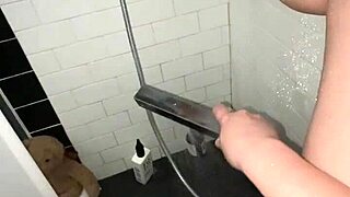 saudi escort girl masturbates tight teen pussy in shower