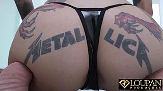 Caroleta Roots And Queen Kimi's Anal Adventures