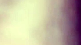 Comendo anega do tr�s barras com estilo amador 😏