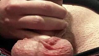 I masturbate while looking at you and cum on the camera