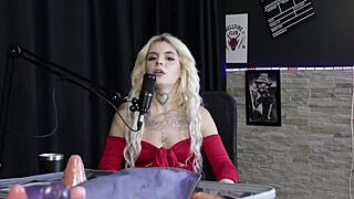 Wow! Blonde shows anal sex tricks!