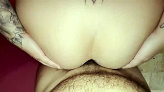 Bizou Visits Motels In Mexico Chapter 1