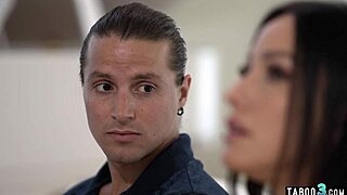 jennifer white cheats with neighbor 😈