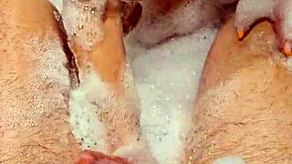 sexy wife says, 'i love sucking dick before mutual masturbation'