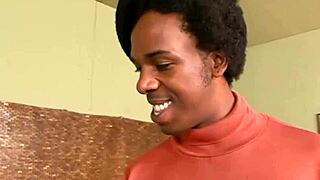 Fit Girl Gets Pussy Fucked, Squirts While Watching Movie