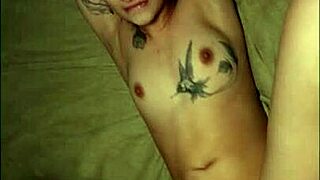 Leg Shaking Orgasm - She Never Came This Hard Before