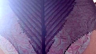 i worship elza's ass in nylon tights domination