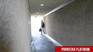 Sexy Hunk Alex Legend Blasts Cum on Blonde Christie Stevens' Face