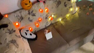 garota safada blows monster cock on halloween