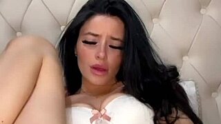 horny teen american exchange student masturbating with toys, squirting orgasm on camera 😍