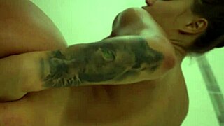 Naked Monika Fox bathes with intimate self-care