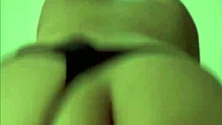 How delicious my girlfriend's big buttocks bounce in homemade video