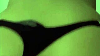 How delicious my girlfriend's big buttocks bounce in homemade video