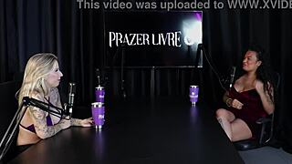 Gaúcha Yasmin Sheer Red in Transsexual Street Action