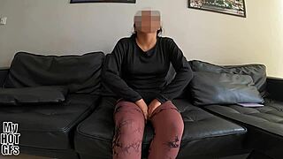 Hermosa Jovencita Provinciana Needs Money for Interview