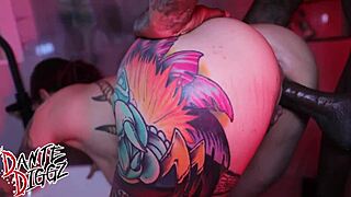 latina santana red showers before airbnb checkout