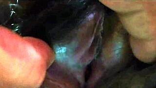 indian housewife gets big ass massaged by sales boy