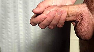 he jerks off to a cumshot in the morning light