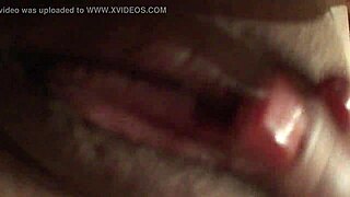 my girlfriend touches herself, what a rich chilean