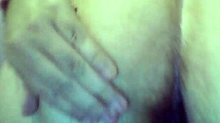 fiquei de quatro sentei no dildo buceta virgem molhadinha