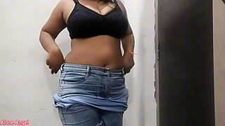 Indian Girl Niharika Viral Video