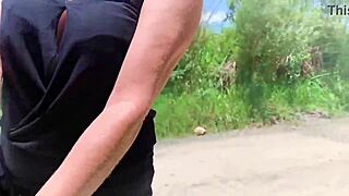 Passing Cars Honked but I Kept Pounding Her Big Ass Anal on Roadside