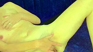 Milf caroline enjoys a relaxing solo session to orgasm.