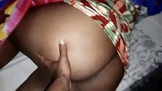 dando meu pau pra meia irma da bunda grande